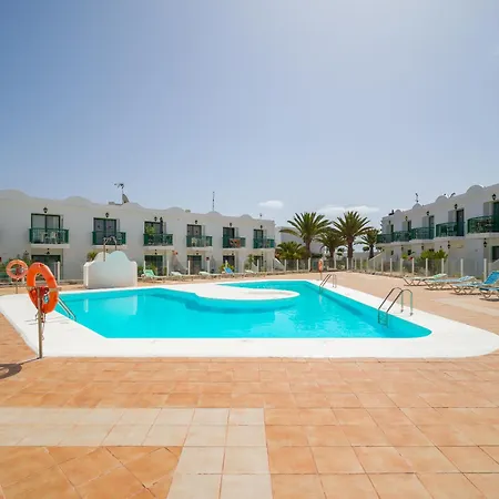 Desert Pool View & Wifi By Irent Fuerteventura Апартаменты *