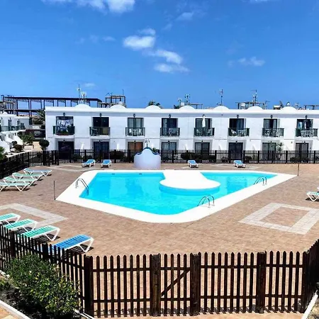 Апартаменты Desert Pool View & Wifi By Irent Fuerteventura *